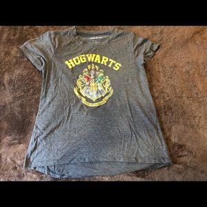 Hogwarts t shirt